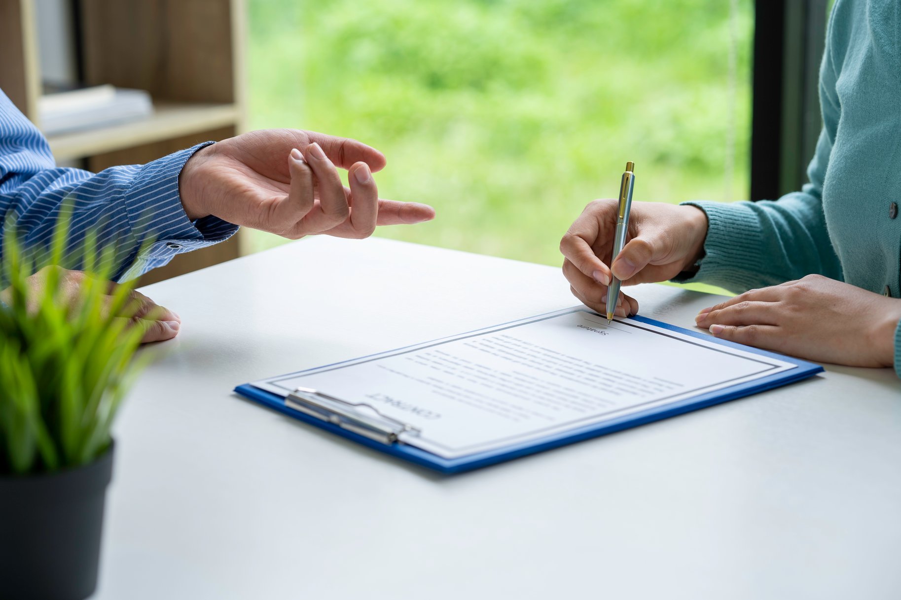 How to Obtain School Cleaning Contracts in 4 Simple Steps
